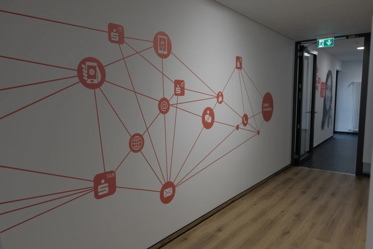 Hygienischer Wanddruck für Praxis oder Museum in Berlin